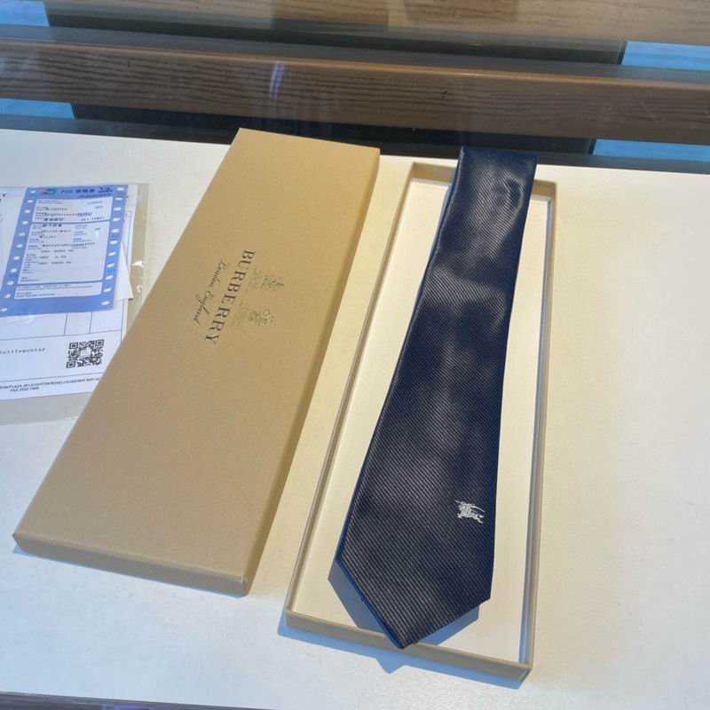 Burberry Tie hm (242)